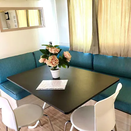 Kamp alanı Village Garden Ardea