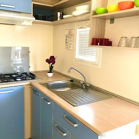 Κάμπινγκ Village Garden