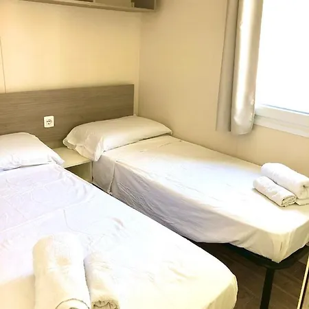 Κάμπινγκ Village Garden *