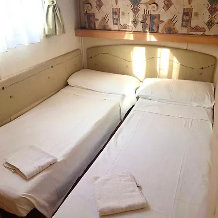 Village Garden Κάμπινγκ Ardea